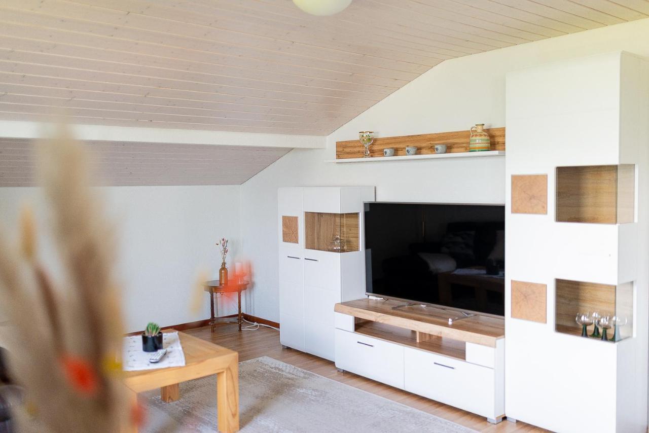 Aparthotel-Almgasthaus Gemsli - A Bisal Oesterreich Ueberm Schweizer Rheintal Sevelen Extérieur photo