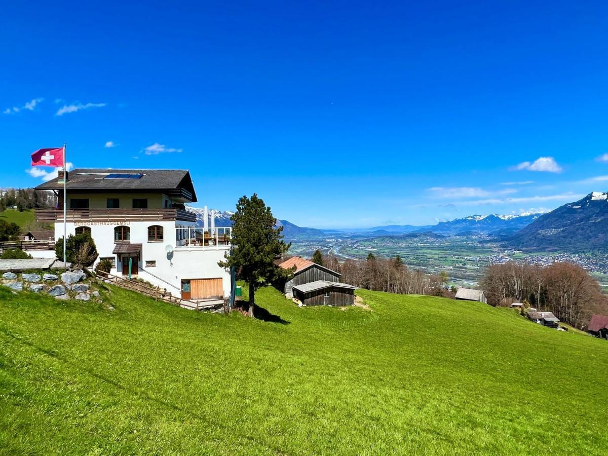Aparthotel-Almgasthaus Gemsli - A Bisal Oesterreich Ueberm Schweizer Rheintal Sevelen Extérieur photo