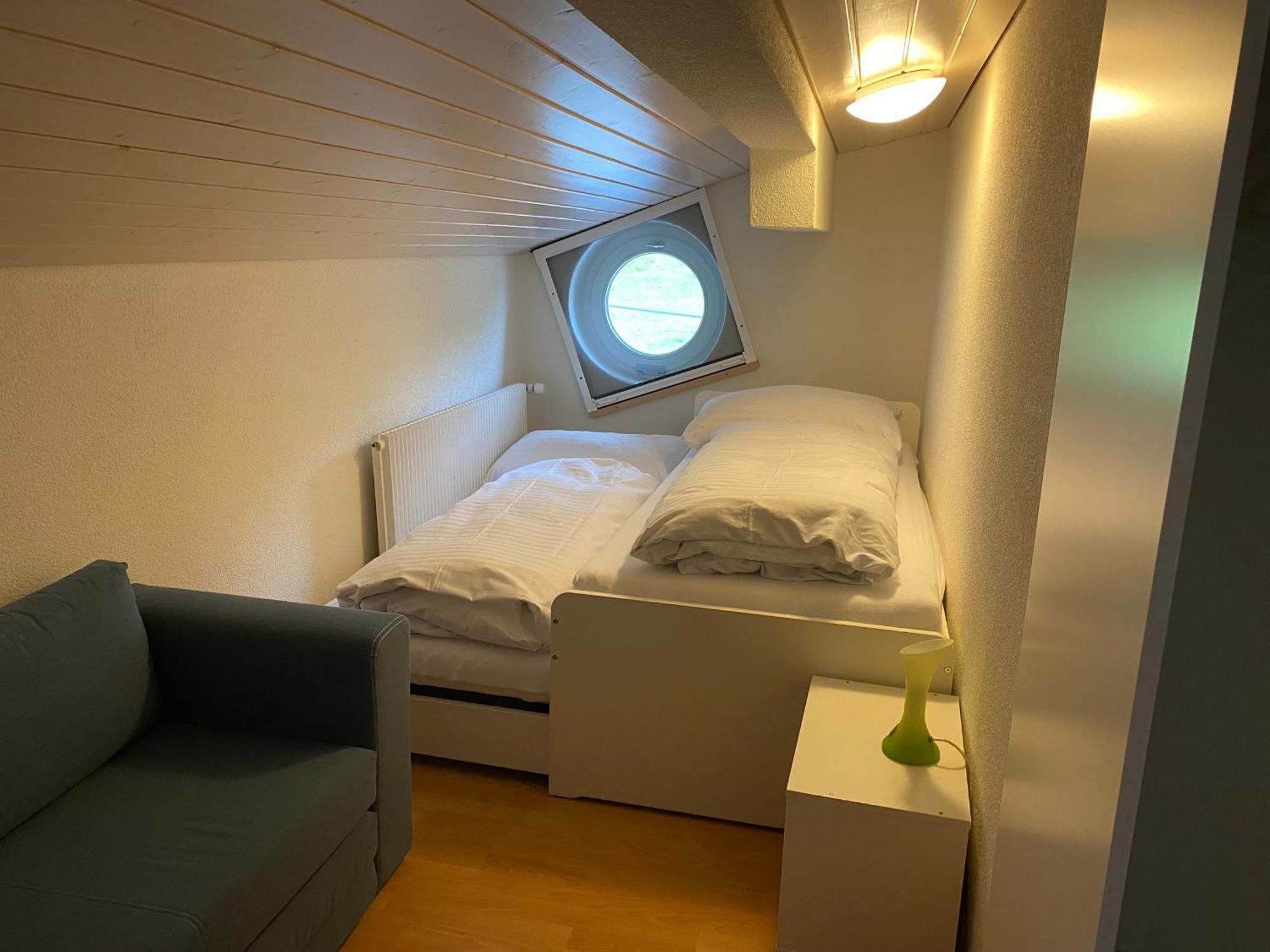 Aparthotel-Almgasthaus Gemsli - A Bisal Oesterreich Ueberm Schweizer Rheintal Sevelen Chambre photo